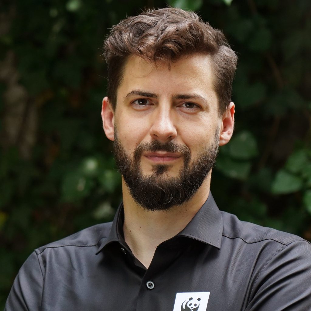 Jakob Mayr, Experte für nachhaltige Finanzen beim WWF Österreich